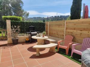 Appartements Studio evasion - SPA, Mer et Calanques : photos des chambres