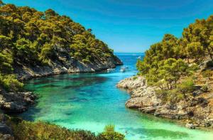 Appartements Studio evasion - SPA, Mer et Calanques : photos des chambres