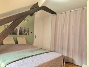 Appartements Coeur Historique - CosyHome 18 - Parking a proximite : photos des chambres