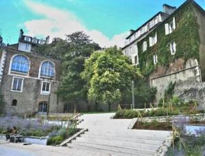 Appartements Coeur Historique - CosyHome 18 - Parking a proximite : photos des chambres