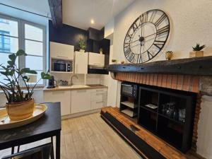 Appartements Coeur Historique - CosyHome 18 - Parking a proximite : photos des chambres