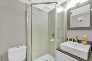 Spectacular 2 bed 2 bath Beach Front Beauty at Aquarius