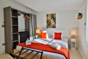Appartements LE LUCIEN Eco-Appart'Hotel - Angouleme - Centre - Wifi - Parking prive - Classe 4 etoiles : photos des chambres
