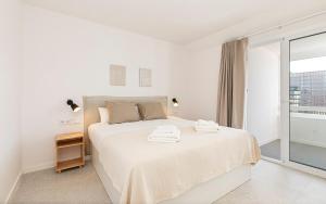 Penthouse with Terrace near Gran Via and Camp Nou