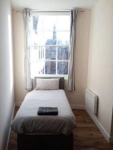 Fish Street Apartments, 8 Fish Street