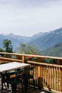Hotels Village Vacances ATC Routes du Monde 3 Etoiles Saint-Francois-Longchamp : photos des chambres
