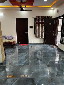FamilyStay Rajahmundry Airport Road