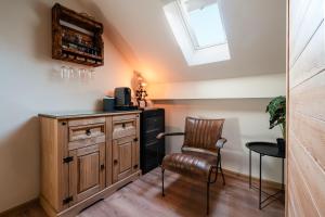 Deluxe House Maj