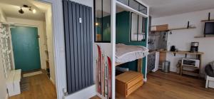 Studio 4 personnes - balcon - pied des pistes - Chamrousse - Les Cytises