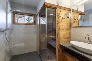 Uralp Royal mit Terrasse