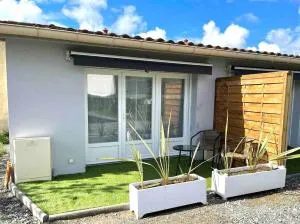 La Loge de Gustave et son patio avec Wifi et parking privée - Uchacq-et-Parentis