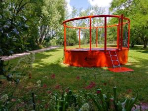AIRE NATURELLE CAMPING LA LOIRE FLEURIE