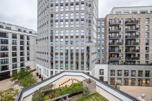 Blueground Southwark nr bars dining shops LON-377