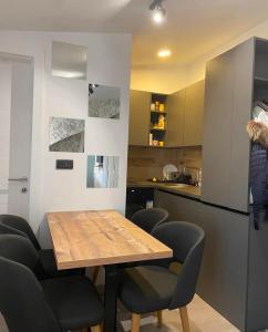 Apartmani Srna Milmari