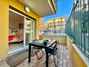 100 meters from the Sea, Free Parking, WiFi - Ceriale