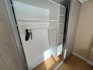 Maisons de vacances Le Chalet - maison avec jardin et parking : photos des chambres