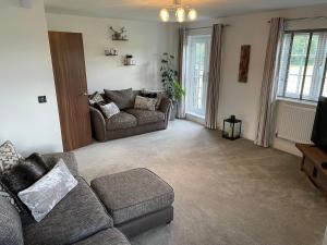 Executive, 3-storey town house