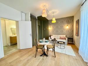 Appartements La Cuvee elegante remoise : photos des chambres