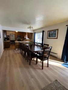121M The Meadow Drive