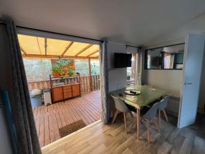 Campings Mobil Home Bleu ‘n’ Blue : photos des chambres