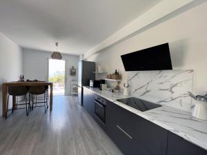 Maison de Maître Albitru - Domaine Romella - Piscine - Vue Golfe St-Florent