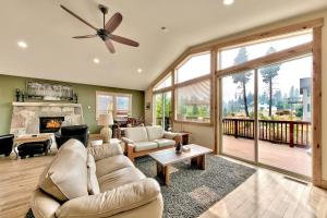 1376MD Angora View
