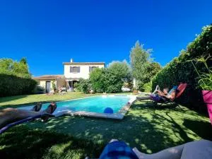 maison provençale avec piscine privée non partagée - Velleron