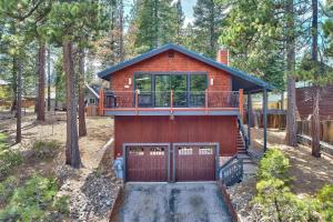 2375S Sierra house Retreat - 4hvězdičkové hotely ve městě South Lake Tahoe