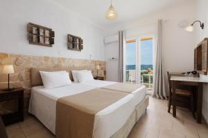 Double Room with Mountain View room in Nefeli