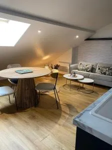 Entre Parenthèse - 欧特维尔