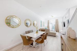 Relaxing Haven w Pool Close to Disney and Universal