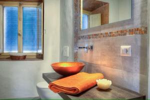 Historical building charming apartment