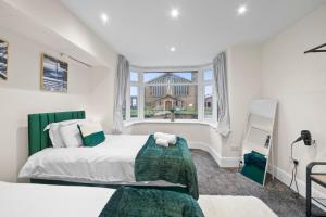 Cooper House Stay - Large Stylish House