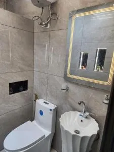 Alnokhbah Building - Sweileh