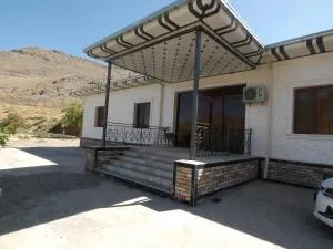 UHUM GUESTHOUSE nuratau mountain - Nurota