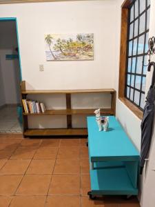 Delightful garden apartment, 2 min to beach