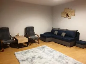 Przestronna kawalerka pod Łodzią - Mianów