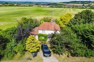 Charming 3 Bedroom Detached Cottage With Garage - 沃尔瑟姆阿比