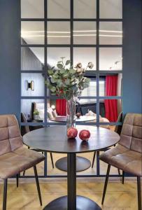 Elegance by Magic Apartments