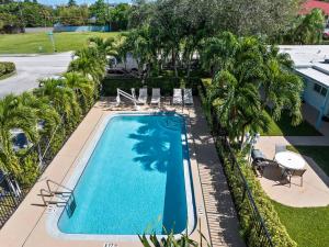 Cozy Studio in Lake Worth with Pool Complex