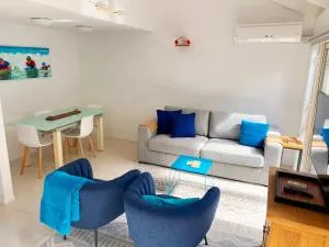 The Beach Pad - Red Beach