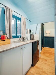 Sunset Retreats The Double Barrell