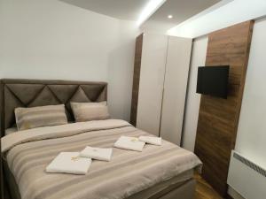 Jasmin President Kop