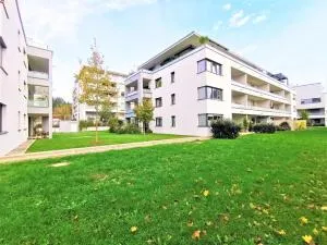 Grenzparadies - Moderne Wohnung zwischen Therme und Bergsee - Parken nicht garantiert da öffentliche Straße - Möhlin