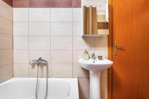 #Ioanna Apartments Nikopolis Corner