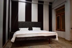 400meter from Sangam ghat Kuldeep 2