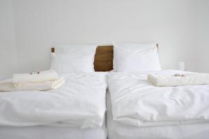 Cozy Apartment with private parking