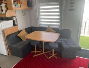 K37 L&g caravan hire 8 berth millfields Lead person must be over 30 MAX 4 ADULTS