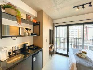 Studio pertinho Shopping Frei Caneca e Av Paulista