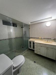 Casa duplex vía la Reforma, Cali